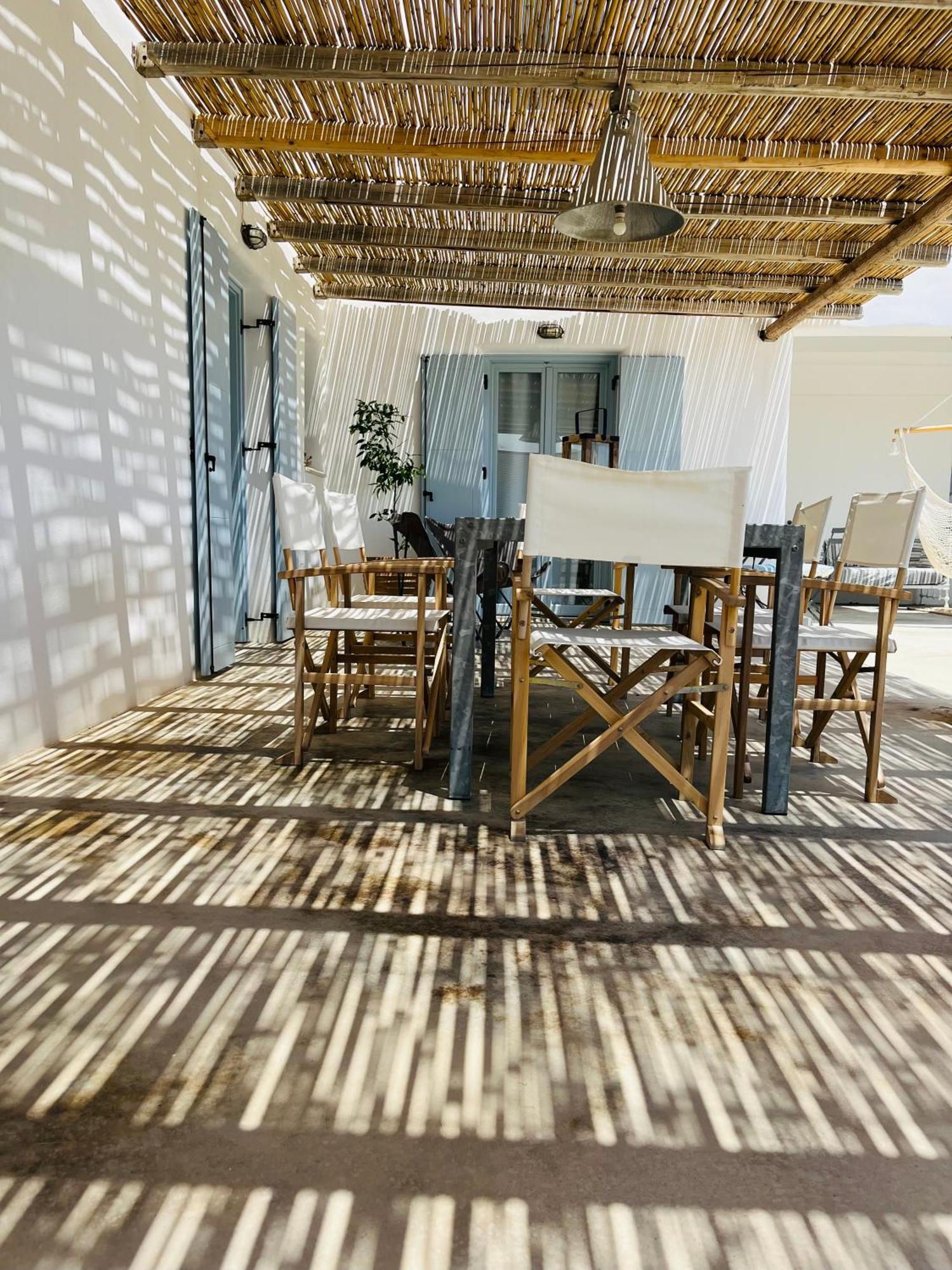 VILLA THEIA - SELENE , appartement de charme pour 4 à 6 personnes prés de la plage et du village de Koufonissi Koufonisia Extérieur photo